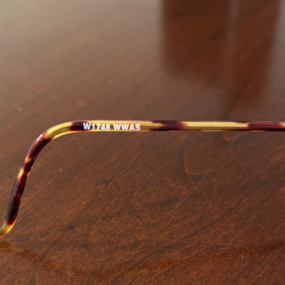 Brand New. Ray-Ban Cheyenne Style II Spotted Tortoise Sunglasses with Case - Picture 3 of 4